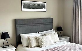 Carraig House